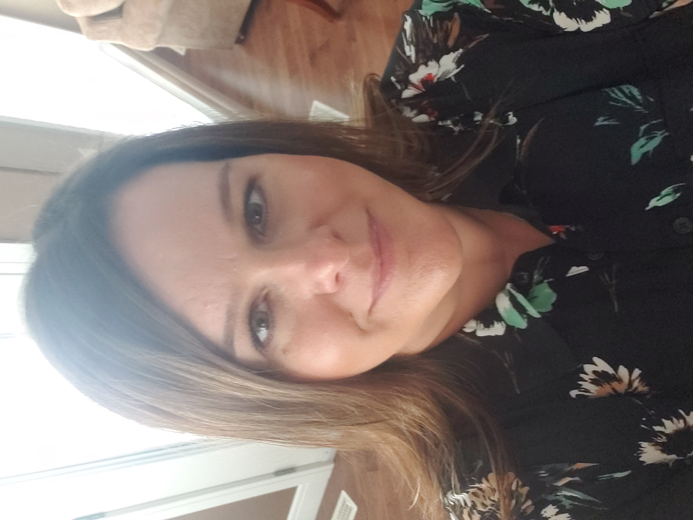 Photo of Angela Fuller